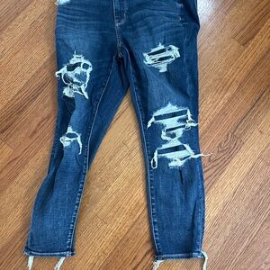 American Eagle Outfitters Distressed Blue Jeans